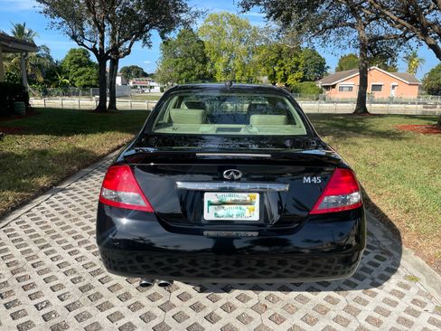 Used 2004 INFINITI M45 w/ Technology Pkg image 5