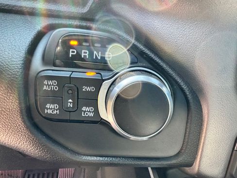Used 2020 RAM 1500 Big Horn AWD/4WD image 18