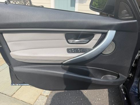 Used 2012 BMW 335i Sedan RWD image 15