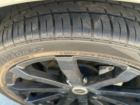 Used 2019 INFINITI QX60 Luxe w/ Essential Package image 10