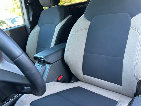 Used 2023 Ford Bronco Big Bend image 11