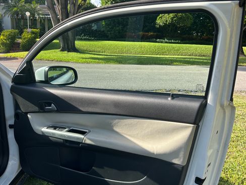 Used 2011 Volvo C30 image 24