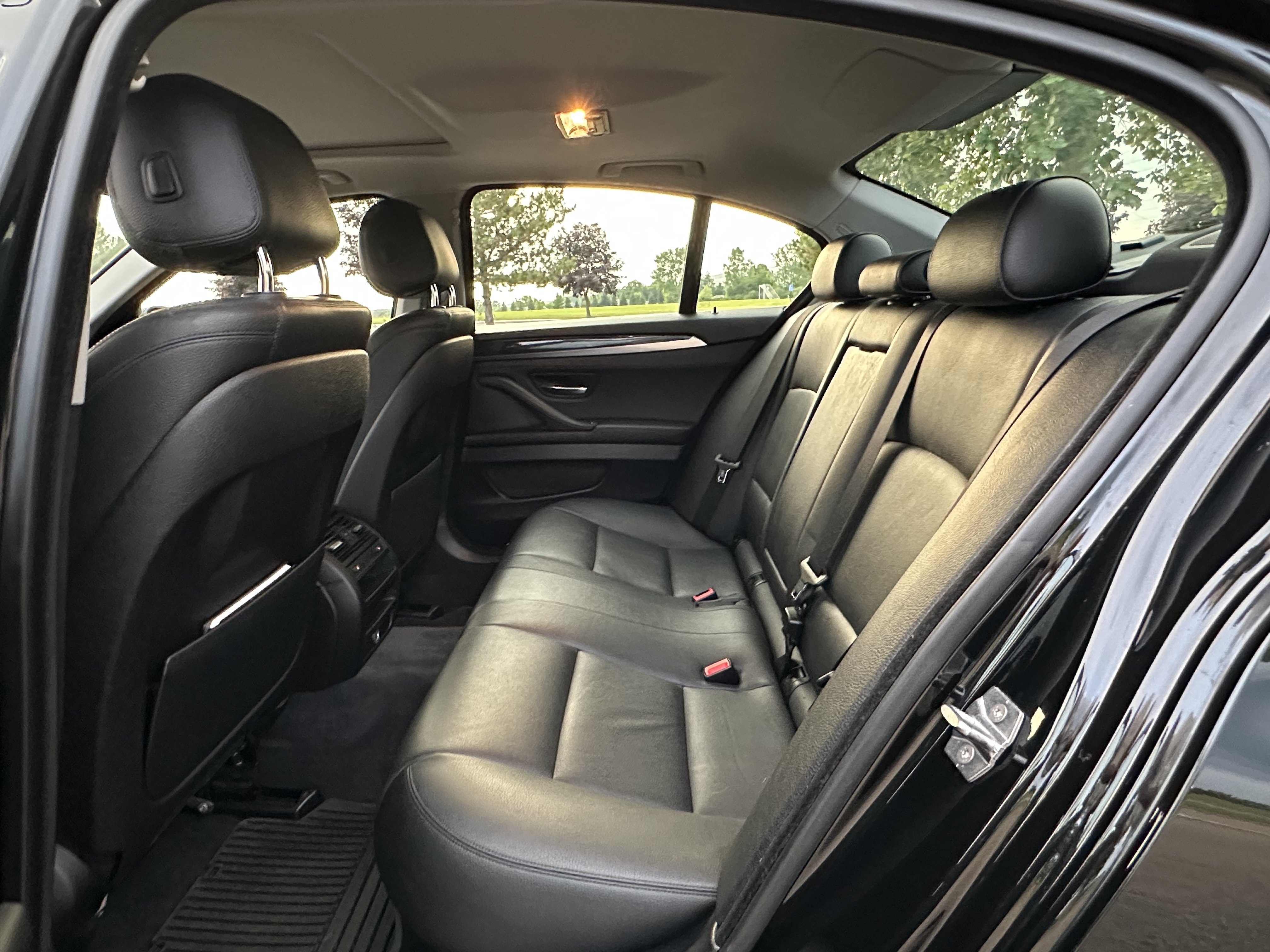 Used 2015 BMW 535i xDrive Sedan AWD/4WD image 16