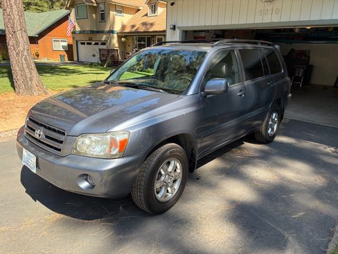Used 2007 Toyota Highlander Sport AWD/4WD image 8