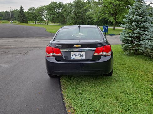 Used 2015 Chevrolet Cruze LT FWD image 6
