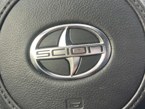 Used 2015 Scion FR-S image 8