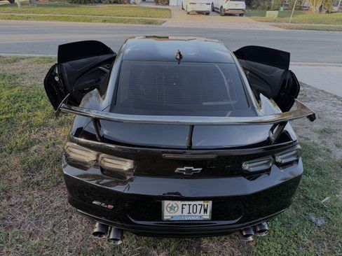 Used 2019 Chevrolet Camaro ZL1 image 5