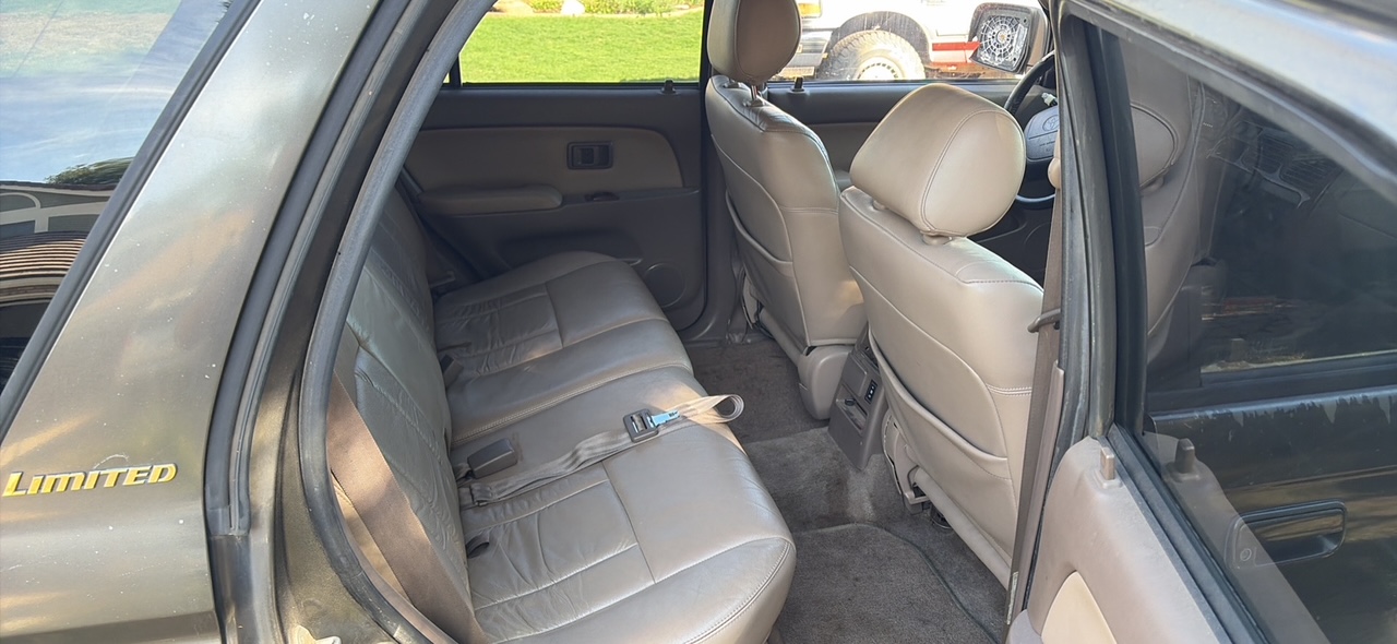 Used 1996 Toyota 4Runner Limited AWD/4WD image 8