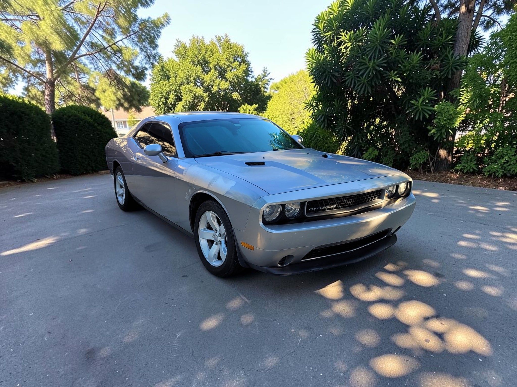 Used 2014 Dodge Challenger SXT RWD image 6
