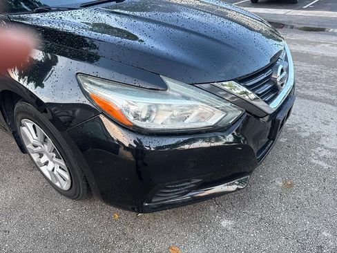 Used 2016 Nissan Altima 2.5 S w/ Power Driver Seat Package FWD image 5