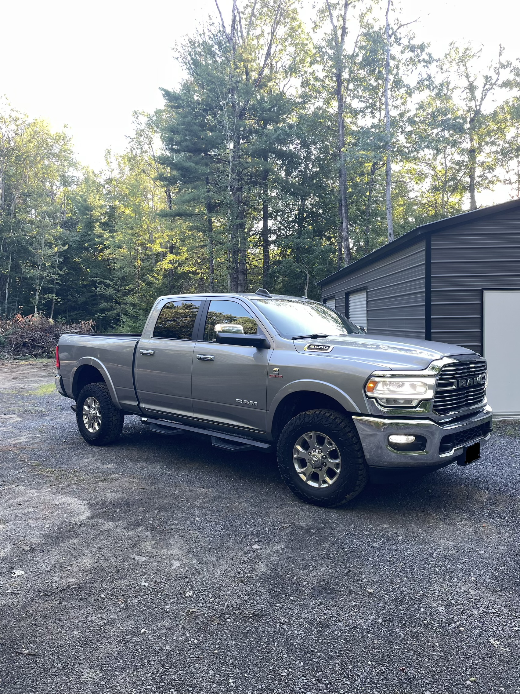 Used 2020 RAM 2500 Laramie AWD/4WD image 1
