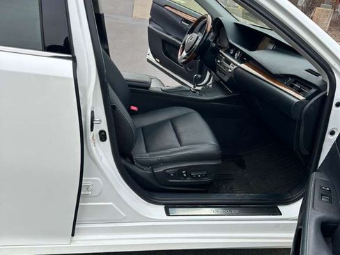 Used 2013 Lexus ES 300h w/ Premium Pkg image 18