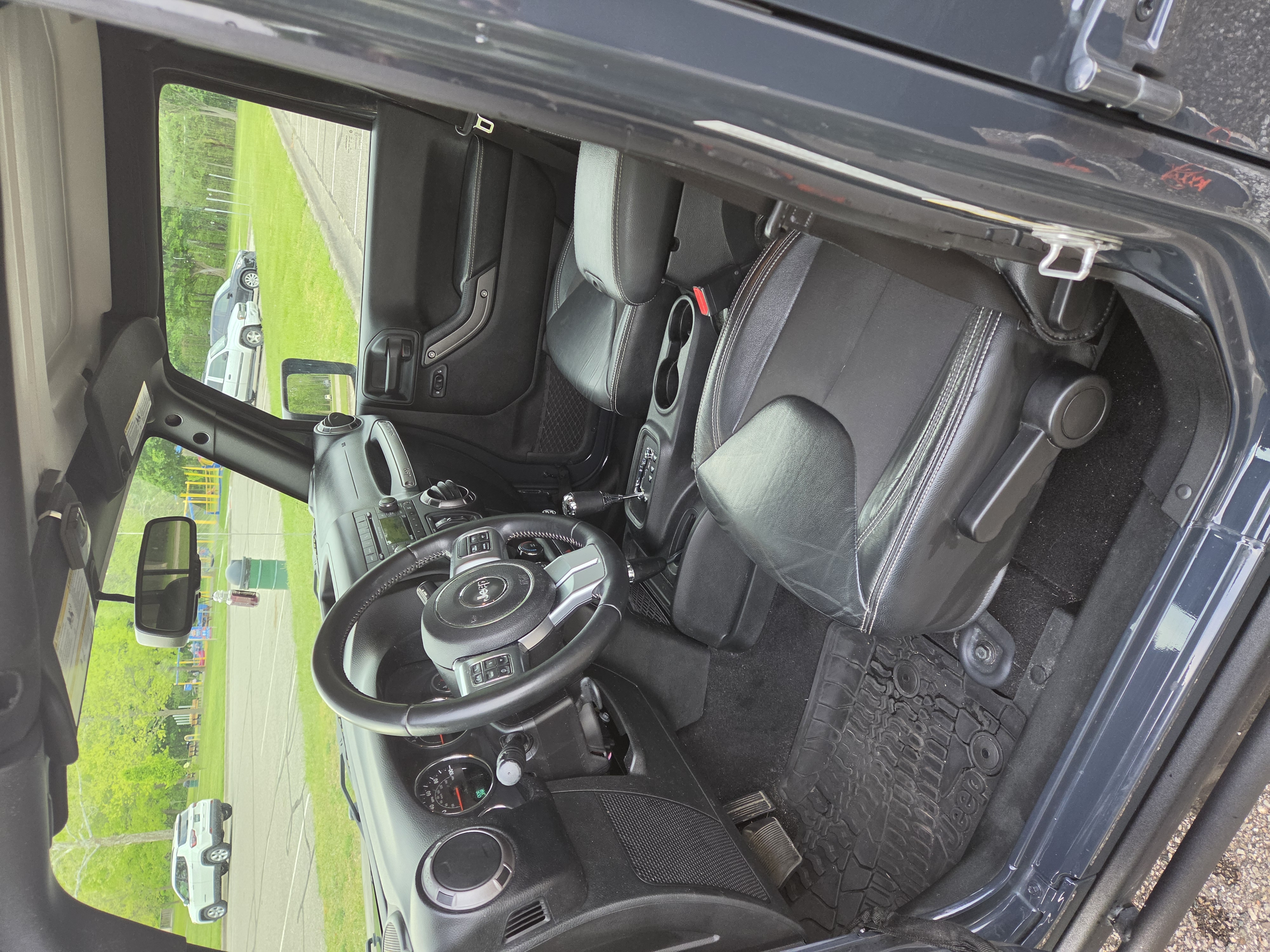 Used 2018 Jeep Wrangler Unlimited Sport AWD/4WD image 13