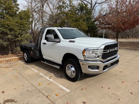 Used 2024 RAM 3500 Tradesman w/ Chrome Appearance Group image 1