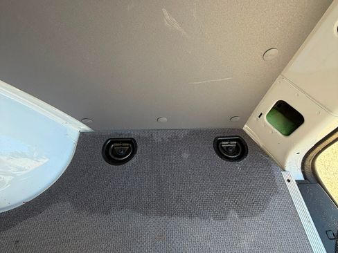 Used 2025 Mercedes-Benz Sprinter 2500 image 9