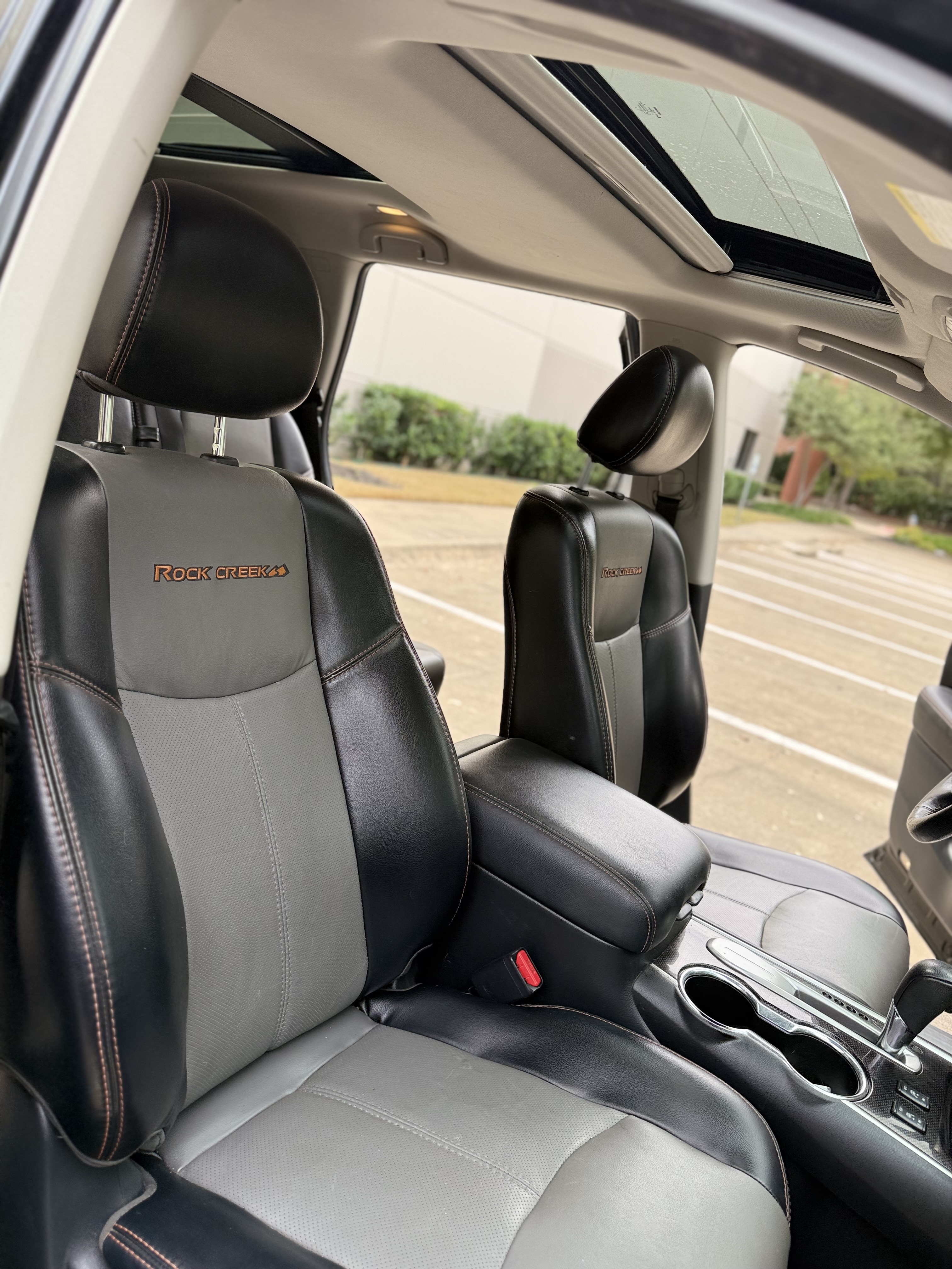 Used 2020 Nissan Pathfinder SL FWD image 17