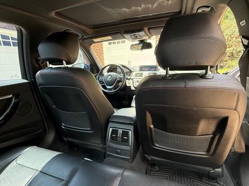 Used 2018 BMW 330e RWD image 4