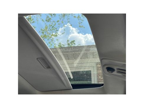 Used 2015 Chevrolet Equinox LTZ image 12