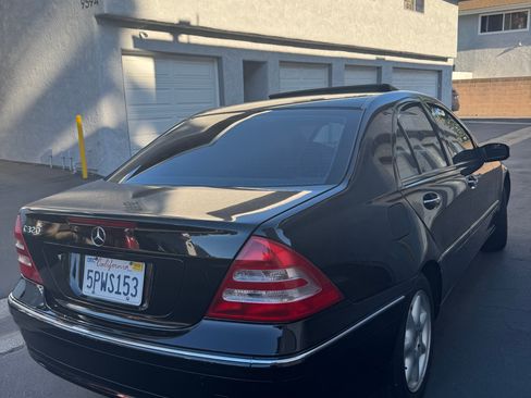 Used 2003 Mercedes-Benz C 320 Sedan image 11