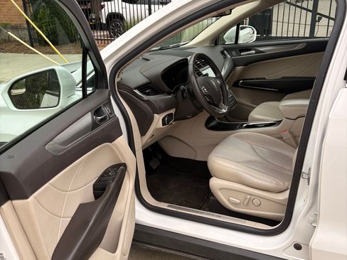 Used 2019 Lincoln MKC Premiere AWD/4WD image 10