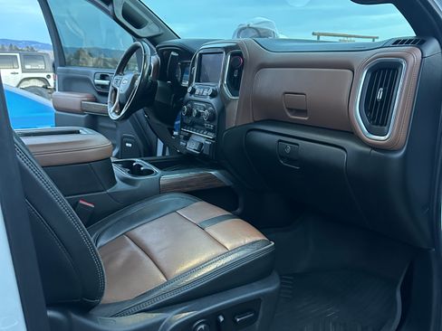 Used 2020 Chevrolet Silverado 3500 High Country w/ Z71 Off-Road Package image 19