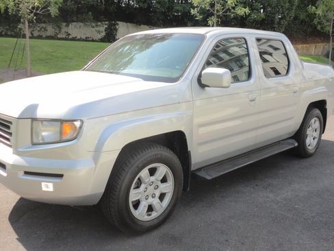 Used 2006 Honda Ridgeline RTL image 2