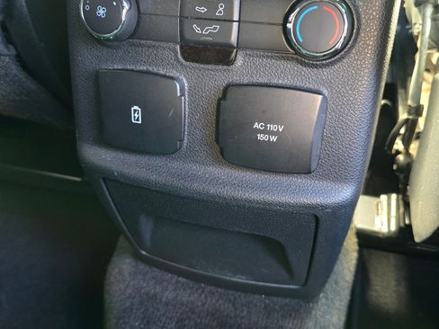 Used 2016 Ford Explorer Sport w/ Equipment Group 401A image 17