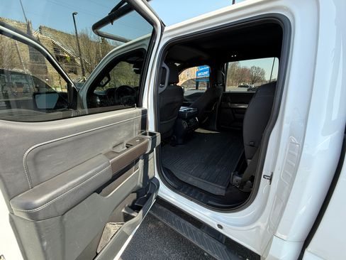 Used 2021 Ford F150 XLT w/ Equipment Group 302A High image 15