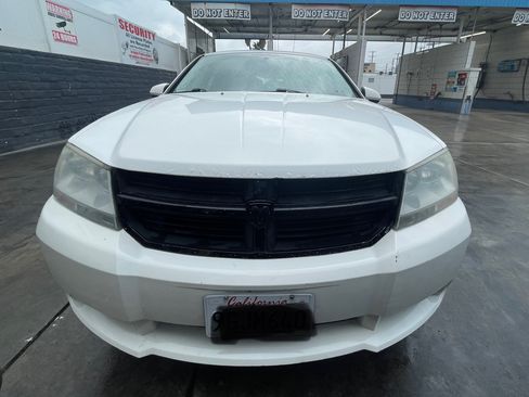 Used 2010 Dodge Avenger R/T image 6