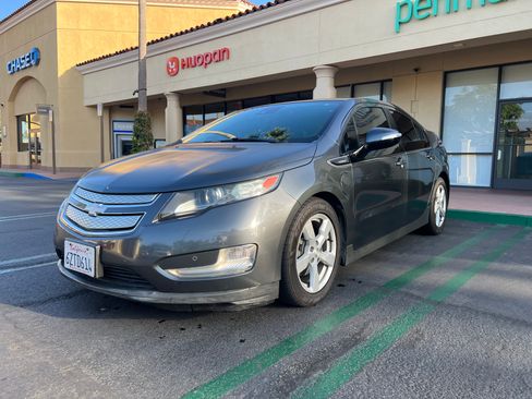 Used 2013 Chevrolet Volt Premium w/ Premium Trim Package FWD image 5