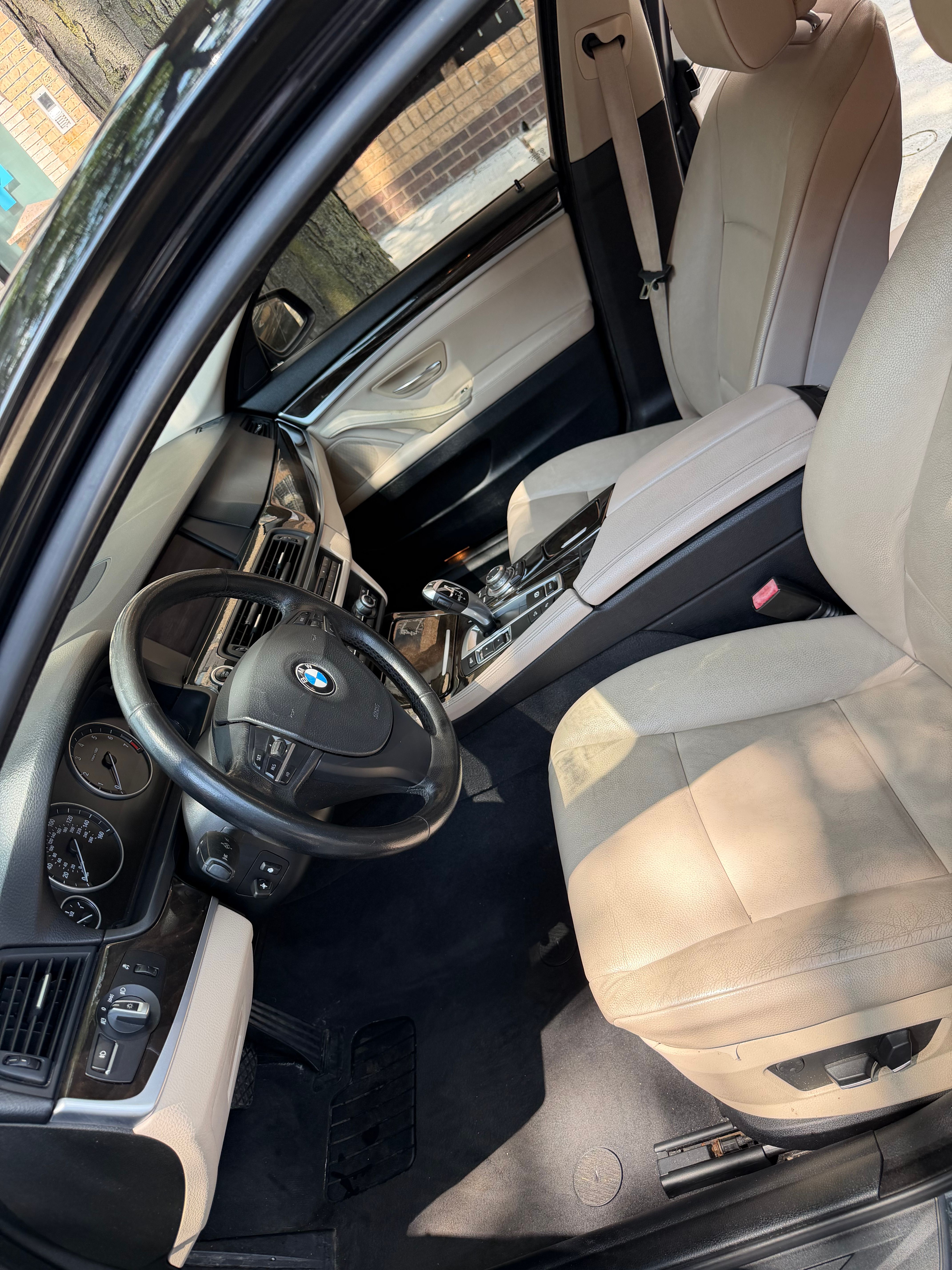 Used 2013 BMW 528i xDrive Sedan AWD/4WD image 13