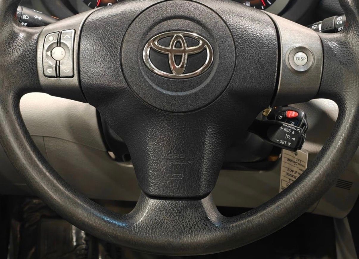 Used 2012 Toyota RAV4 4WD w/ Value Pkg image 1