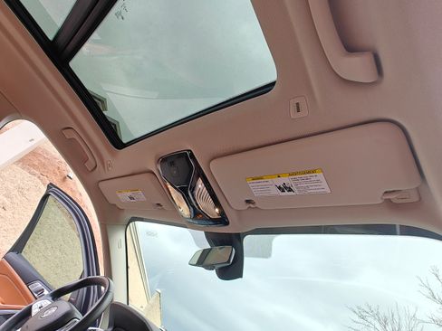 Used 2021 BMW X7 xDrive40i w/ Premium Package image 19