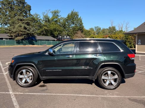 Used 2014 Jeep Grand Cherokee Limited w/ Luxury Group II AWD/4WD image 10
