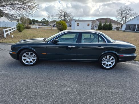 Used 2004 Jaguar XJ8 image 5