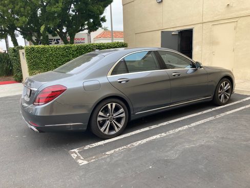 Used 2018 Mercedes-Benz S 450 Sedan image 2