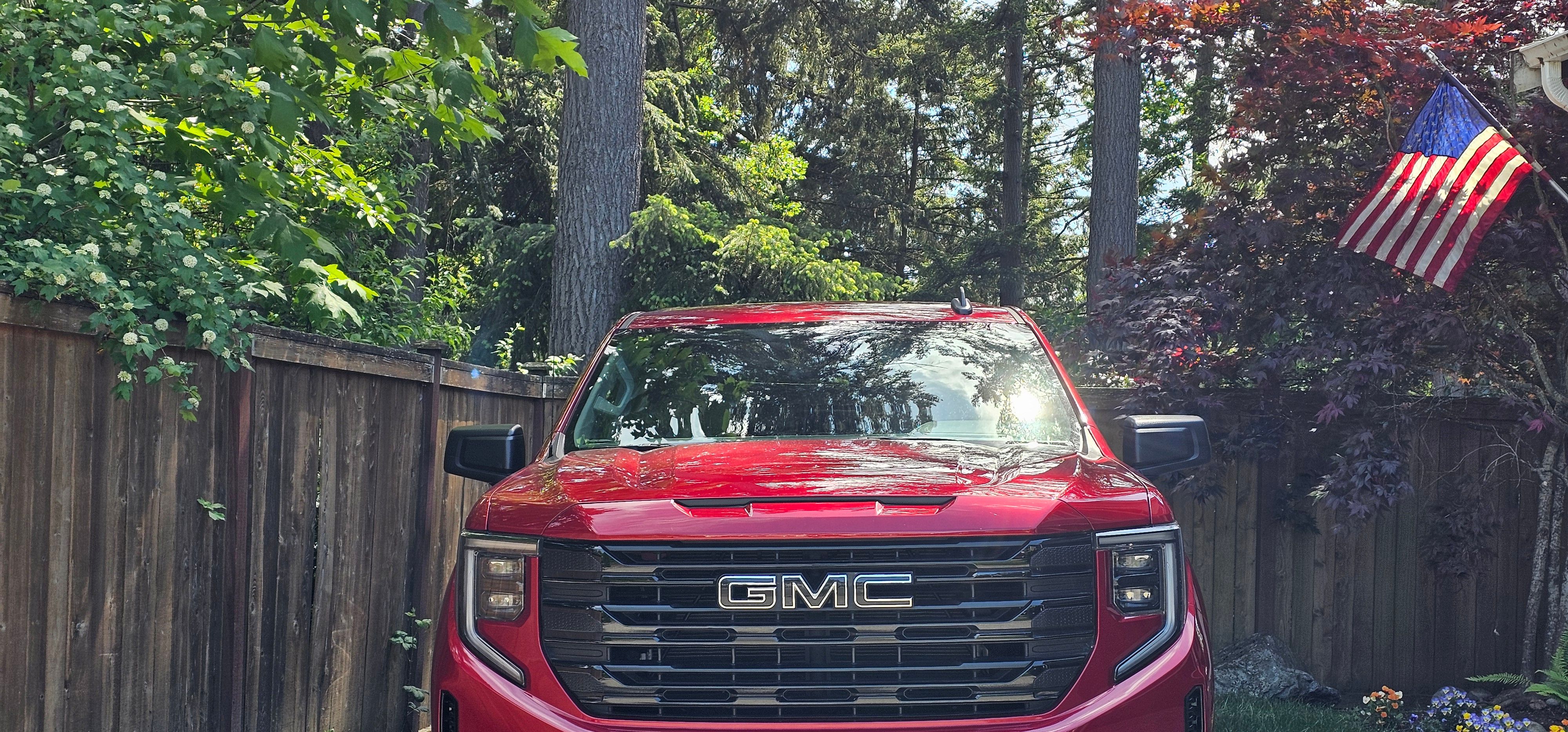 Used 2023 GMC Sierra 1500 Elevation AWD/4WD image 6
