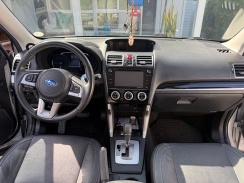 Used 2018 Subaru Forester 2.5i Limited AWD/4WD image 4