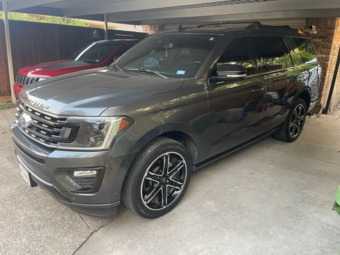 Used 2020 Ford Expedition Limited w/ Equipment Group 303A RWD image 9