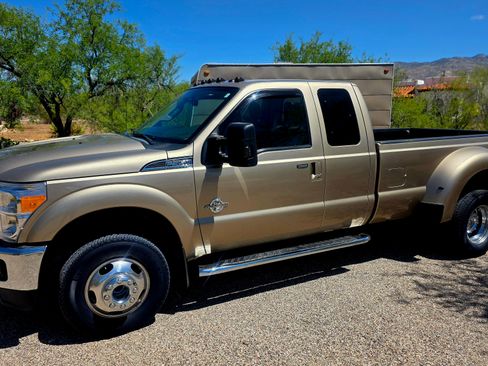 Used 2014 Ford F350 Lariat w/ Lariat Interior Package AWD/4WD image 1