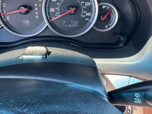 Used 2006 Subaru Outback 2.5i Limited image 10