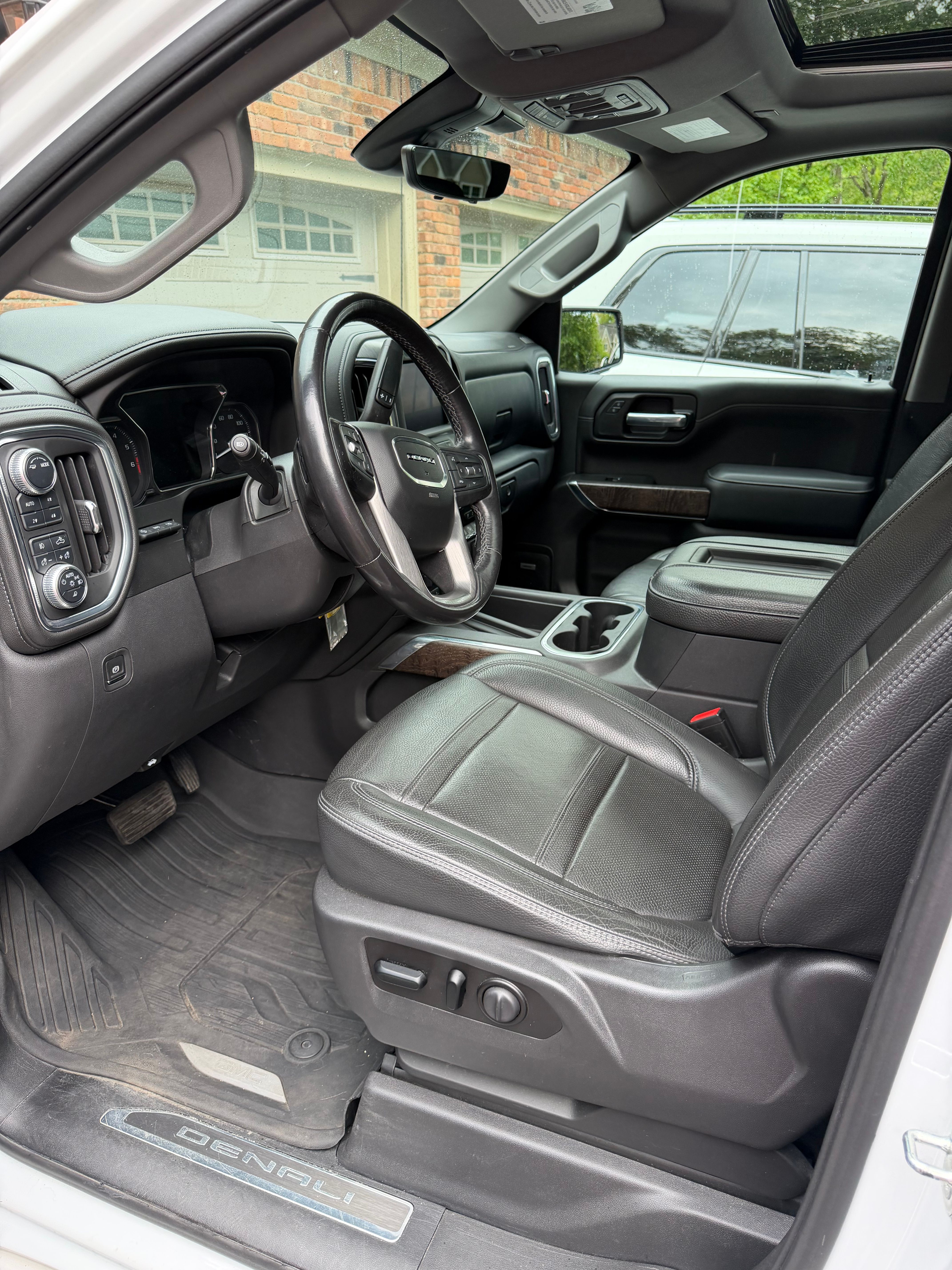 Used 2021 GMC Sierra 1500 Denali w/ Denali Ultimate Package AWD/4WD image 12