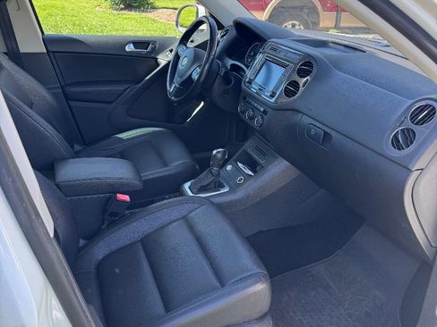 Used 2017 Volkswagen Tiguan Wolfsburg Edition AWD/4WD image 14