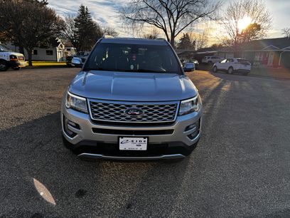 Used 2017 Ford Explorer Platinum