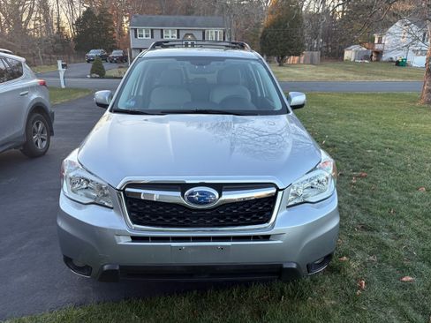 Used 2016 Subaru Forester 2.5i Touring w/ Eyesight & Navigation System image 9