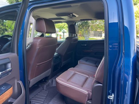 Used 2017 Chevrolet Silverado 2500 High Country w/ Duramax Plus Package AWD/4WD image 17