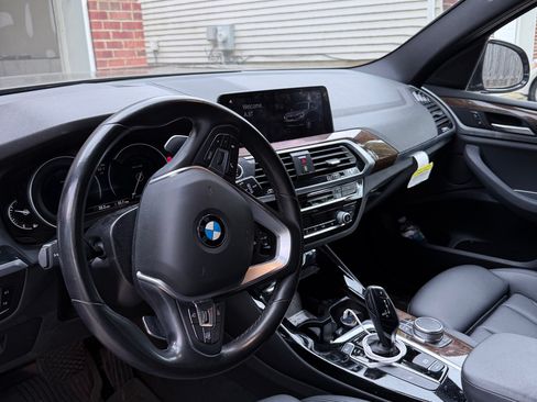 Used 2019 BMW X3 sDrive30i w/ Driving Assistance Package RWD image 12