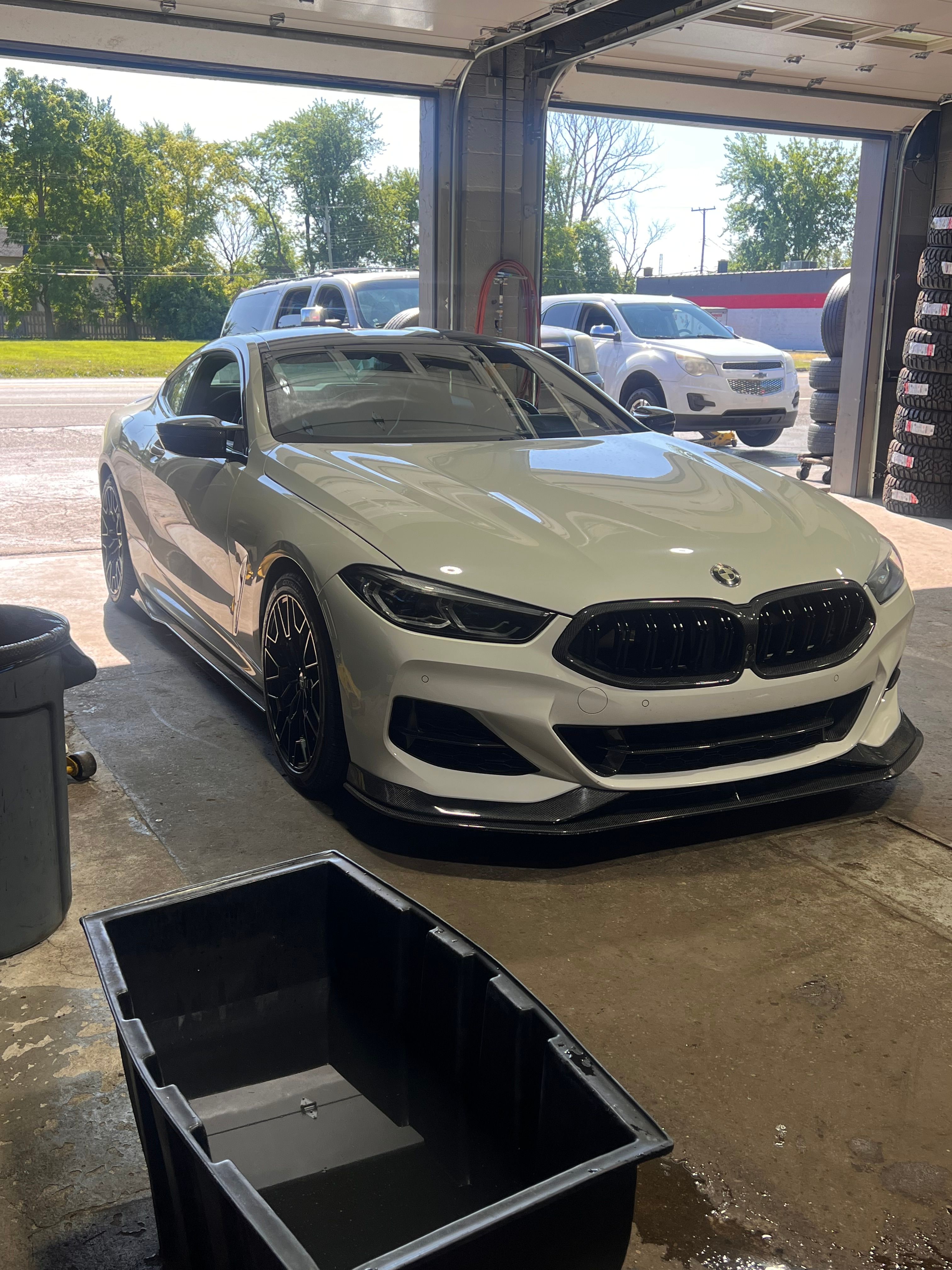 Used 2021 BMW M850i xDrive Coupe w/ M Carbon Exterior Package AWD/4WD image 9