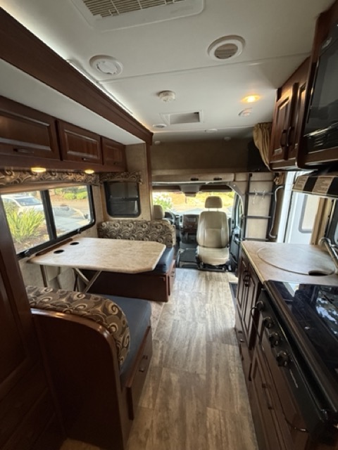 Used 2014 Mercedes-Benz Sprinter 3500 image 5