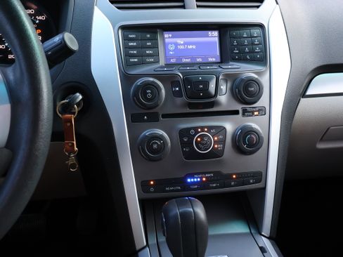 Used 2015 Ford Explorer 4WD image 17